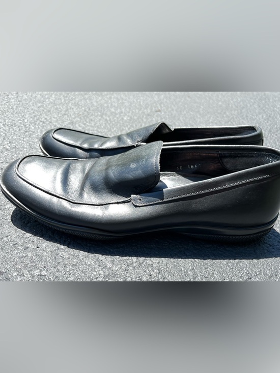 Prada Linea Rossa black leather loafers classic slip-on design Round Toes 7.5M main image 5